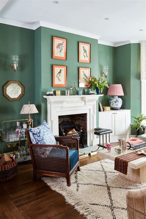 25 Green Living Room Ideas That Are The Perfect Spring