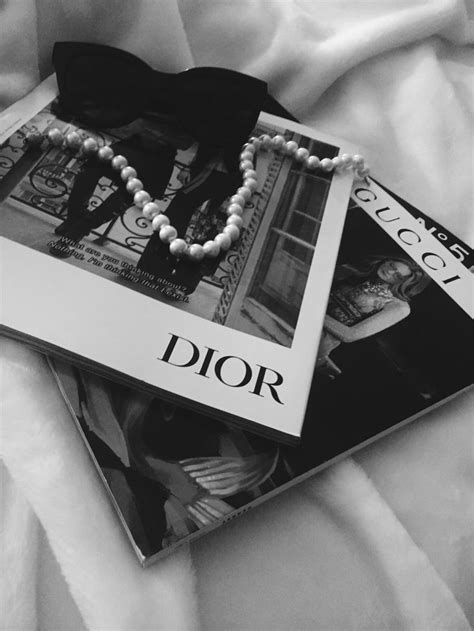 Dior And Gucci Magazines Dior Gucci Magazines Blackandwhite Black Aesthetic White