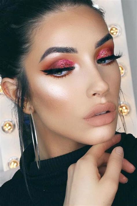 20 Romantic Makeup Looks You Need To Try In 2020 Day Makeup Looks