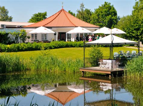 Katso 3 puolueetonta arvostelua paikasta alte ziegelei, joka on sijalla 4,5/5 tripadvisorissa ja sijalla 2 3 ravintolasta baddeckenstedt. Krimidinner Elmshorn | Das Kriminal Dinner