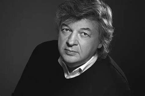 В списке профессий и областей, где проявили себя родившиеся 14 мая, помимо футболистов. 14 мая В 1952 году родился композитор Владимир Матецкий