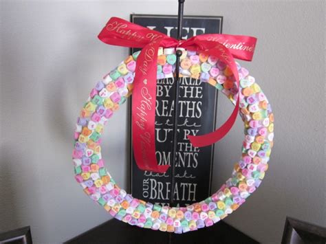 Picture Of Diy Valentines Candy Wreath