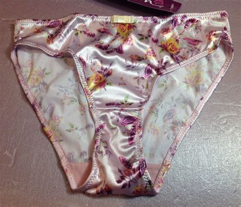 Womens Clothing Women Pantiesbriefs Bikinis Size Large Pink Satin Floral Wdecoration