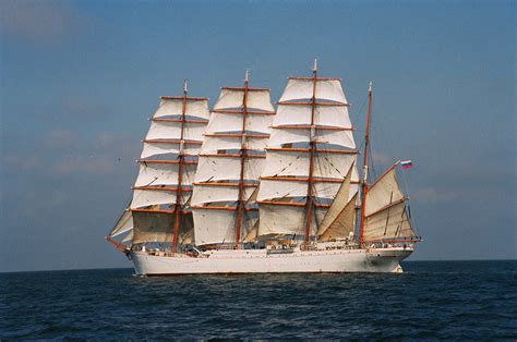 The Sts Sedov Is A 4 Masted Steel Barque That For Almost 80 Years Was