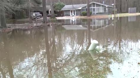 Pearl River Flooding Mississippi Governor Declares Emergency As Water Rises In Jackson