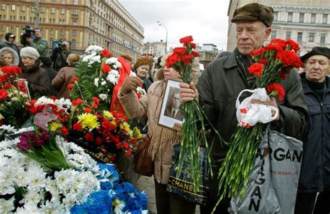 Ceremony For Stalin Victims Is Blocked In Moscow Group Says The New