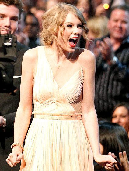 Taylor Swifts Best Surprised Faces Taylor Surprise Face Taylor Swift 1989
