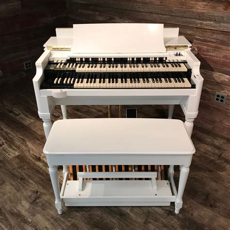 Ammond Vintage 1959 B 3 Custom Organ And Leslie Type 122 White — The