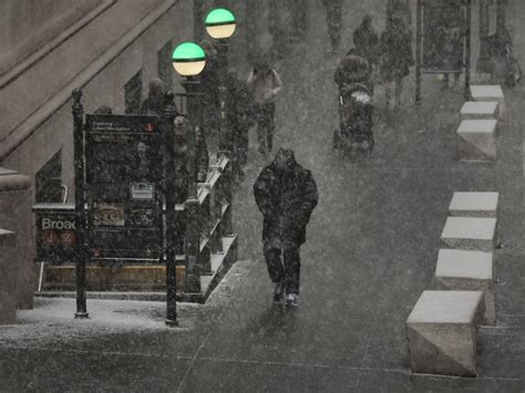 Weekend Weather Nyc Hazardous Snow Could Hit Sunday Night New York