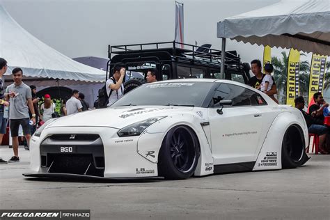 Liberty Walk Nissan Gt R R35 A Photo On Flickriver