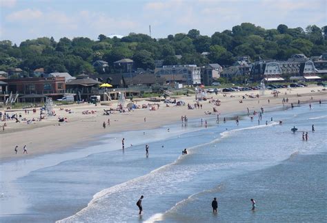 Visit Eastons Beach In Rhode Island For A Day Of Timeless Fun