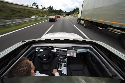 Video Bmw Shows Hands Free Driving On Autobahn