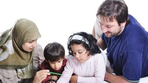 5 Tanggung Jawab Orang Tua Terhadap Anak Dalam Pandangan Islam