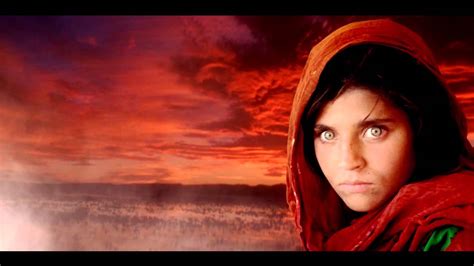 Moving Pictures Mythical Sharbat Gula Afghan Girl Fotografía Por