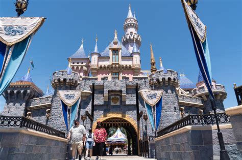 disneyland s snow white ride attacked for consent issues