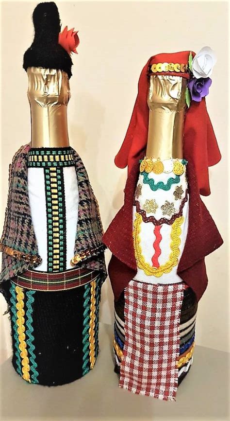 Облечени бутилки в народна носия - РосиАРТидея