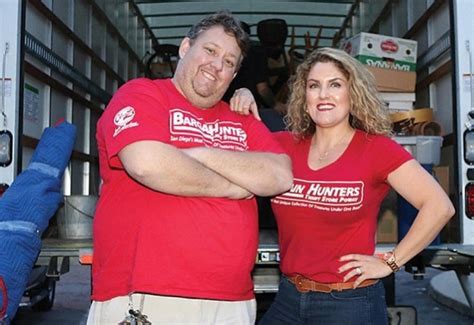 Storage Wars Episode 3 Preview Casey And Rene Find 400 Of Treasure