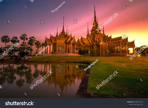 Wallpaper Wat Lan Boon Mahawihan Somdet Stock Photo 1505512235