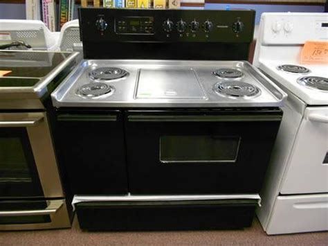Frigidaire 40 Electric Coil Range Wside Oven Used Reconditioned For