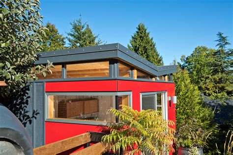 According to roofing calculator, the architectural design this butterfly roof also has several ways to customize your own specific styled house. Modern-Shed Butterfly Roof Modern Home by Modern-Shed, Inc on Dwell