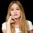 Britt Robertson Biography | Know more about her Personal Life, Married ...