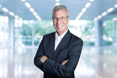 ᐅ wie findet man einen guten fotograf für tolle bewerbungsbilder?. Online Terminbuchung für Ihr Bewerbungsfoto Shooting | CV PICS