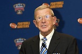 Lou Holtz has strong, unpopular stance on immigration