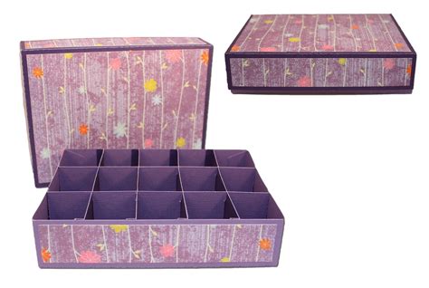 Bits Of Paper 15 Count Divider Box With Lid