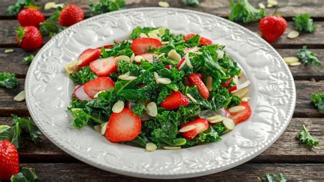 Strawberry Kale Salad With Creamy Poppy Seed Dressing