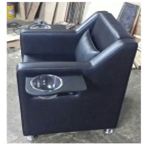 Fine Leather And Stainless Steel Built Black Color Professional Salon Parlour Use Pedicure Chair