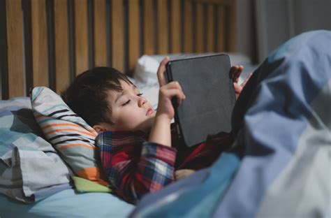 Screen Time And Sleep How Is One Affecting The Other Wellements