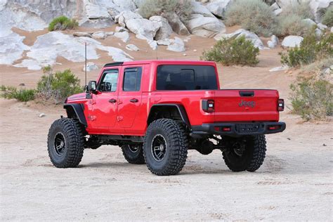 Jeep Gladiator Equipped With A Fabtech 5 Lift Kit And Steel Tube