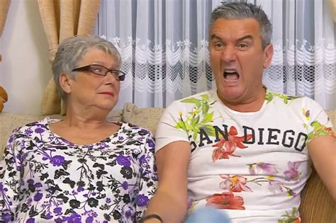 Gogglebox Favourite Lee Leaves Fans In Stitches After Tape Measure Gag