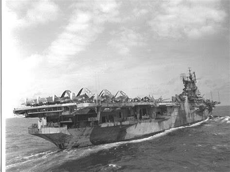 “uss Yorktown Cv 10 Underway Circa The First Half Of 1945” Navy
