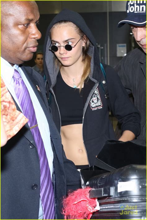 Cara Delevingne Shows Off Toned Midriff Before Bobo Store Appearance Photo 871147 Photo
