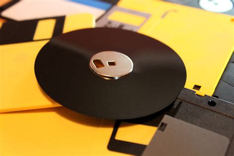 Why The Floppy Disk Is Still Used Today Digital Trends