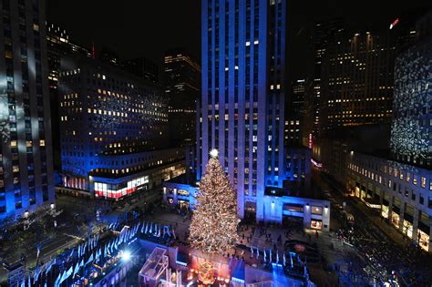 Here Are Some Holiday Activities In New York City That You Wont Want