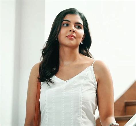 Kalyani Priyadarshan Dazzling Pics Arabian Beauty Women Fashion