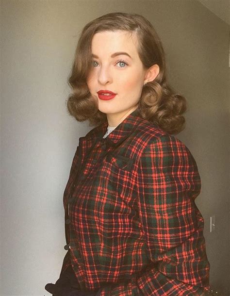 Meet The 20 Year Old Who Has Ditched Modern Life To Live In A 1940s