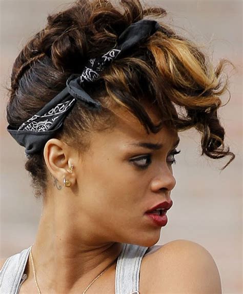 15 Rihanna Hairstyles Different Haircut Popular Haircuts