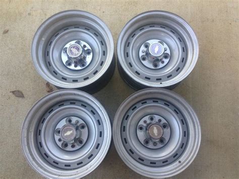 Sell Chevy Gmc Truck Complete Set Two 15x8 Two 15x7 5 Lug Oem Rally