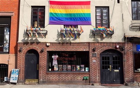 Bar Onde Nasceu Movimento Lgbt Moderno Pede Ajuda Para Não Fechar Guia Gay São Paulo