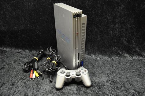 Sony Playstation 2 Ps2 Console Phat Silver Retro