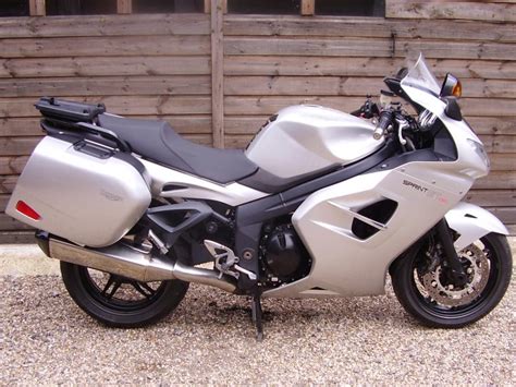 If you are interested in motorcycle technology, be sure to check the review of triumph sprint gt 1050cc: £ SOLD, Triumph Sprint GT 1050 ABS (Dealer + 2 owners ...