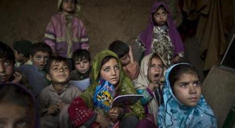 Orrore In Pakistan Bimba Di Mesi Violentata E Uccisa Corpicino Trovato Vicino A Sua