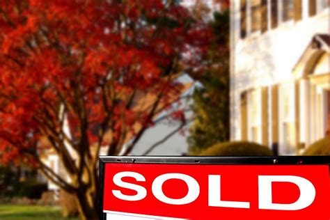 Why November Is The Best Month To Sell Your Home Things To Sell Sell