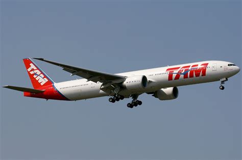 Fileboeing 777 32w Er Tam An1513615 Wikimedia Commons