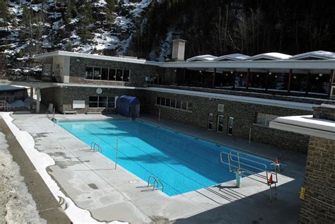 27 Radium Hot Springs Swimming Pool In Winter