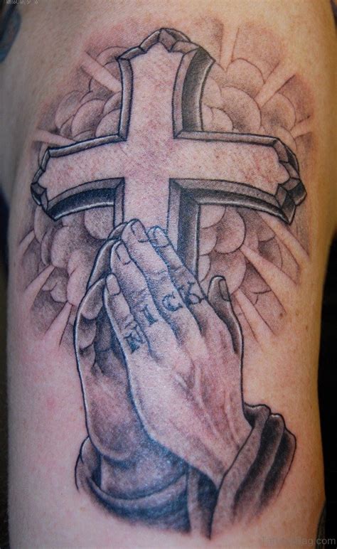 Choosing a good tattoo design can be a really hard thing to do, you want the tattoo to be perfect, since you will have it for the rest of your life. 50 Excellent Praying Hands Tattoos For Shoulder