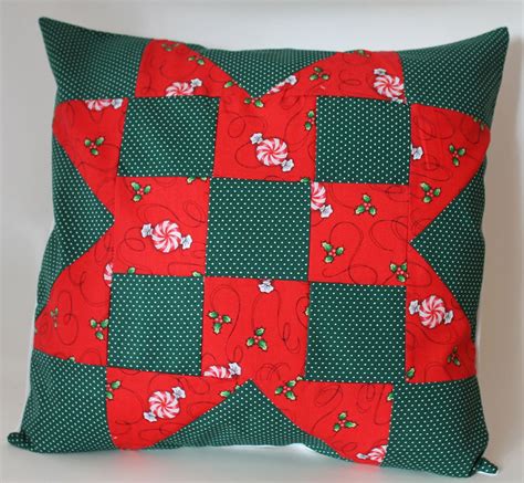 Choose from contactless same day delivery, drive up and more. 12x12 Sawtooth Christmas Decorative Pillow | Bordados a mão